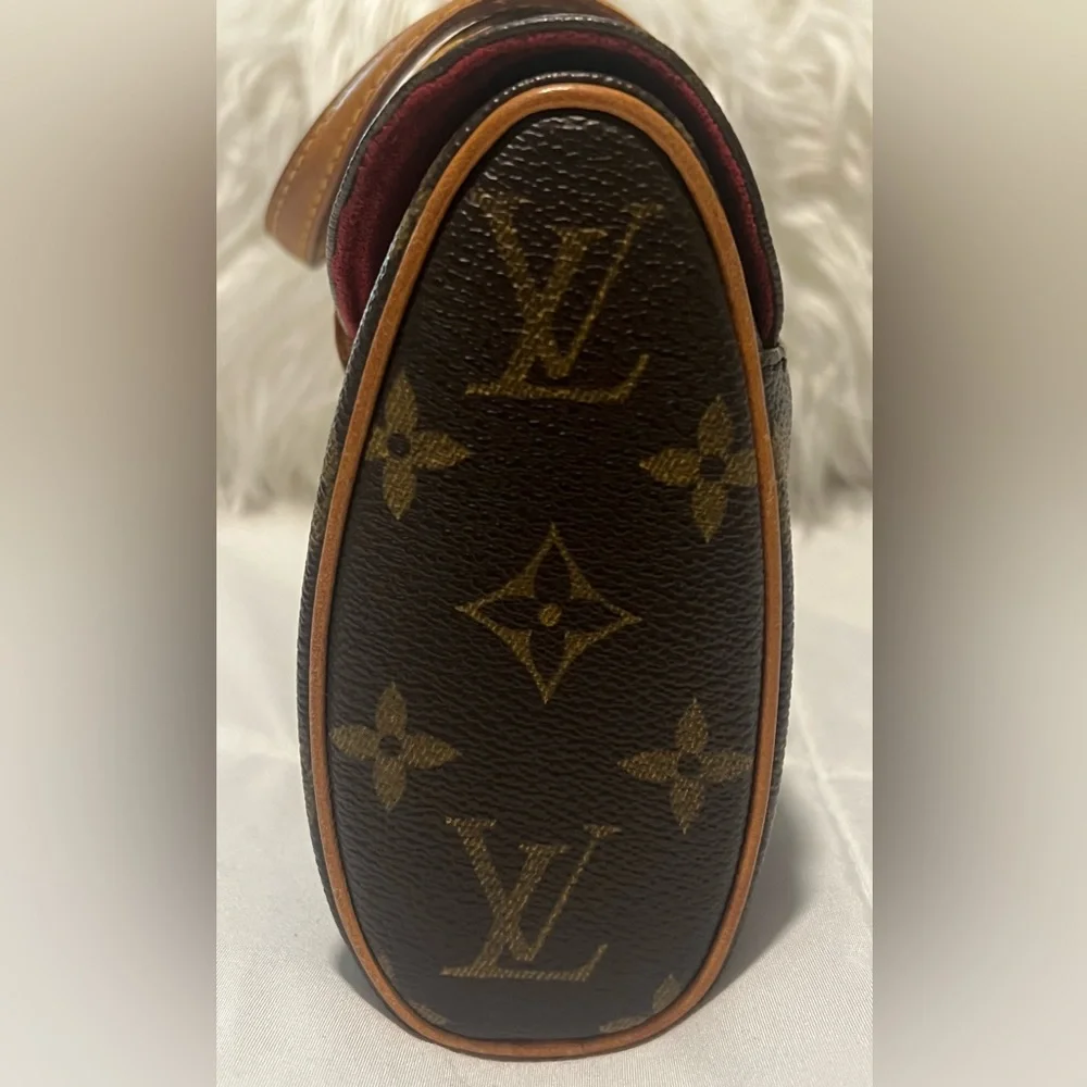 Louis Vuitton Monogram Cylinder Bag in Brown and Tan - Picture 4 of 12